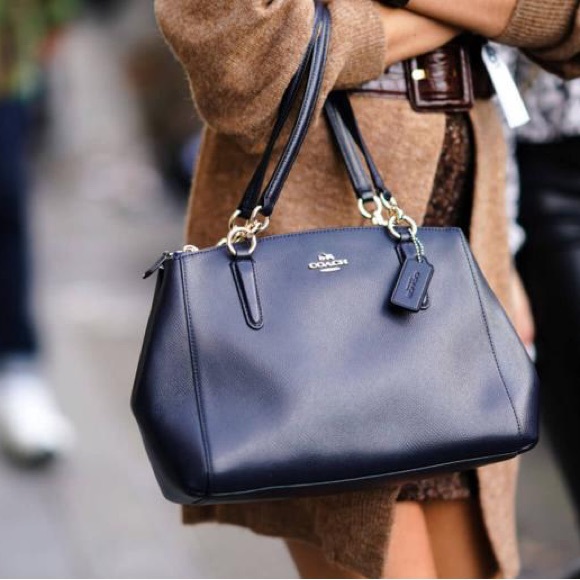 2016 Black Coach Back with 3 Pockets - Picture 2 of 11